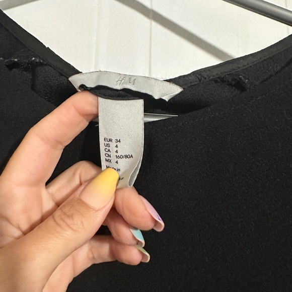 H&M black dress - Picture 2 of 2